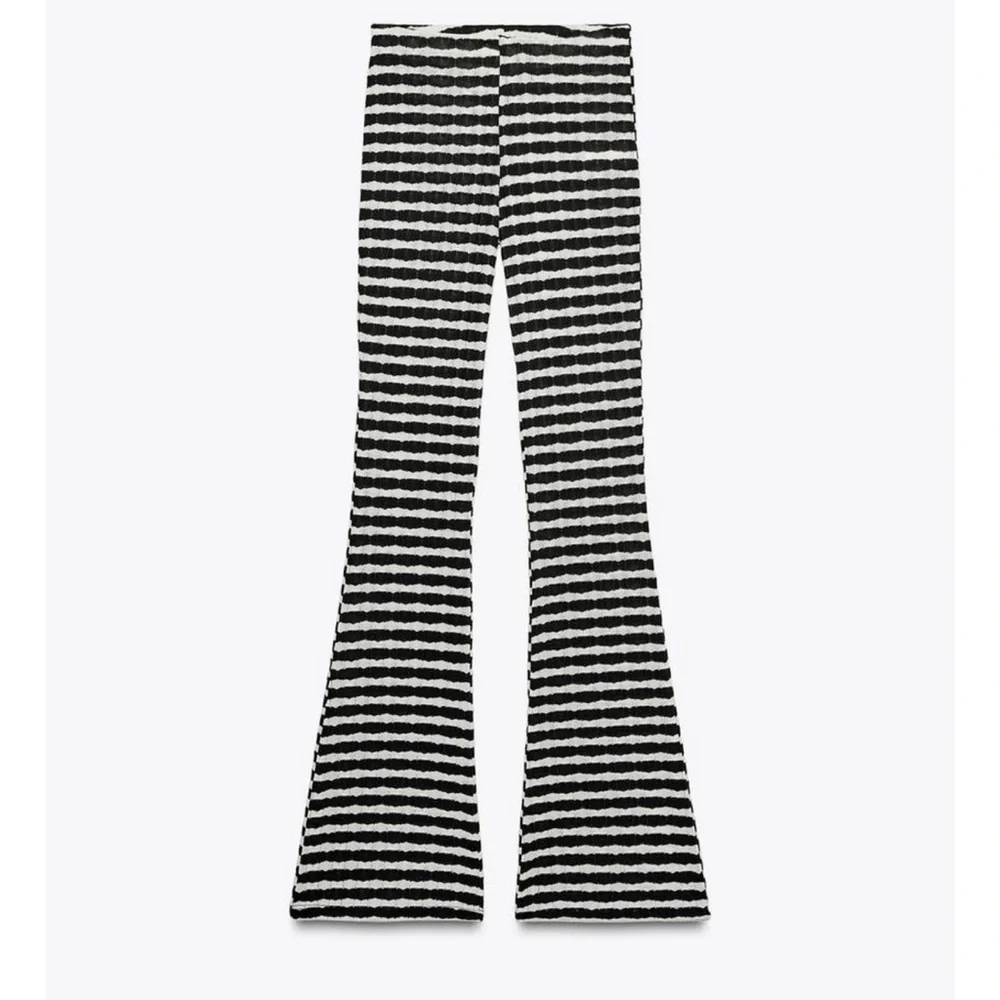 Zara matching set JACQUARD POLO SHIRT & JACQUARD FLARE PANTS - Picture 4 of 4